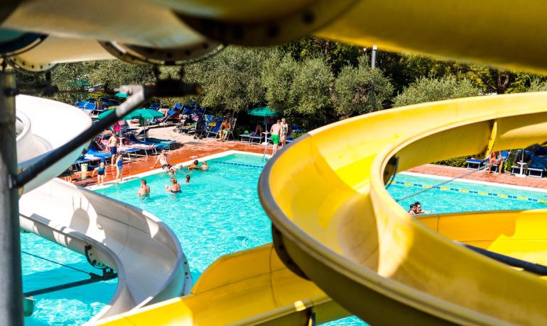 laquercia en offer-children-stay-free-at-campsite-for-families-on-lake-garda 022