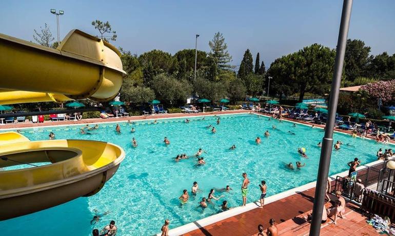 laquercia it offerta-pasqua-e-pasquetta-camping-lago-di-garda-con-animazione 020